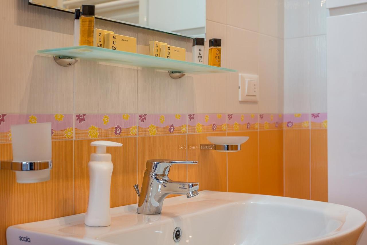 Goodstay Archimede Apartment Лечче Экстерьер фото