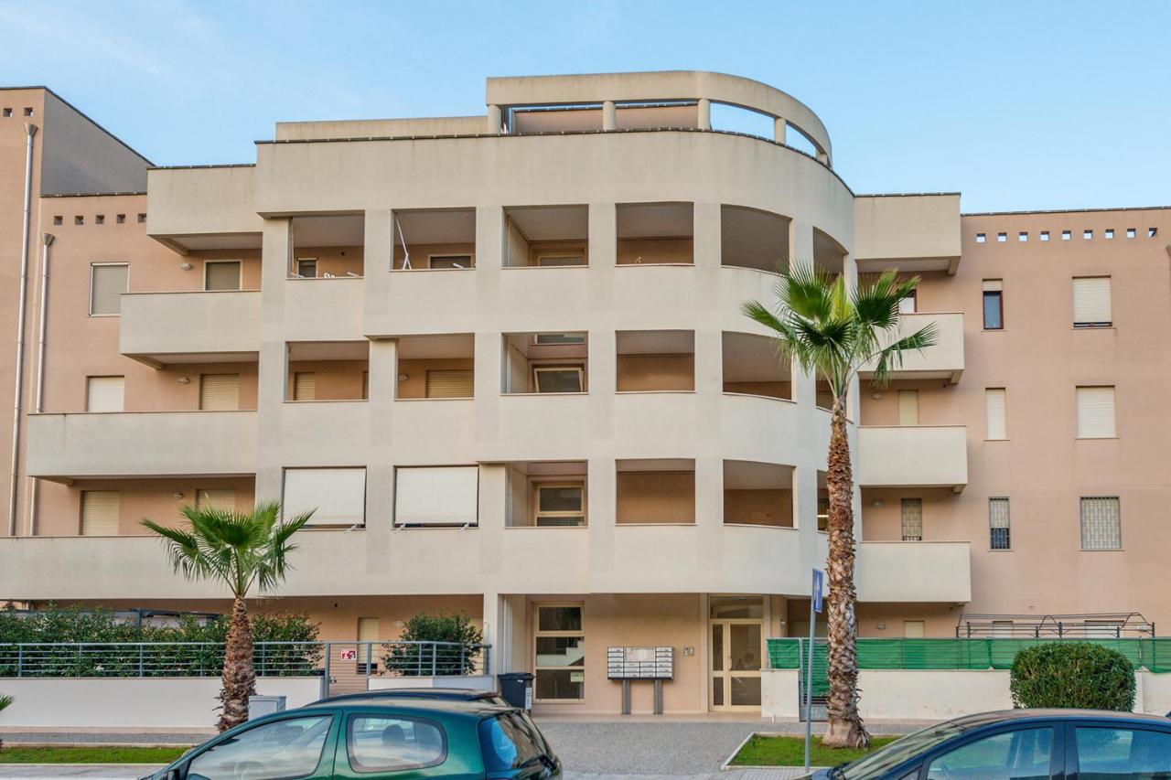 Goodstay Archimede Apartment Лечче Экстерьер фото
